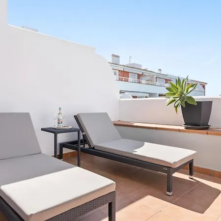Lejlighed El Paraiso - With Sunny Terrace & Shared Pool